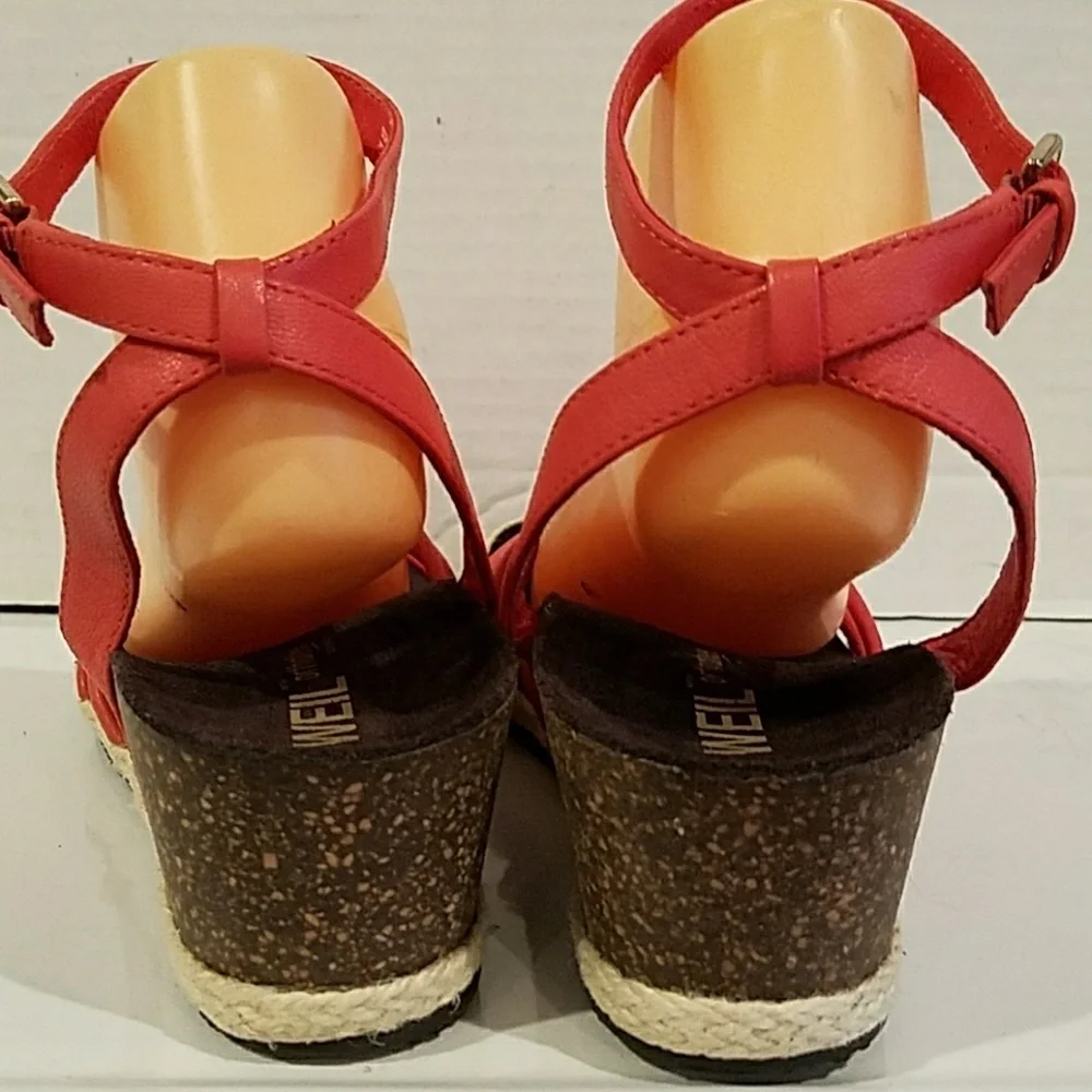 NEW - ORTHAHEEL TECHNOLOGY by DR. WEILS SANDALS